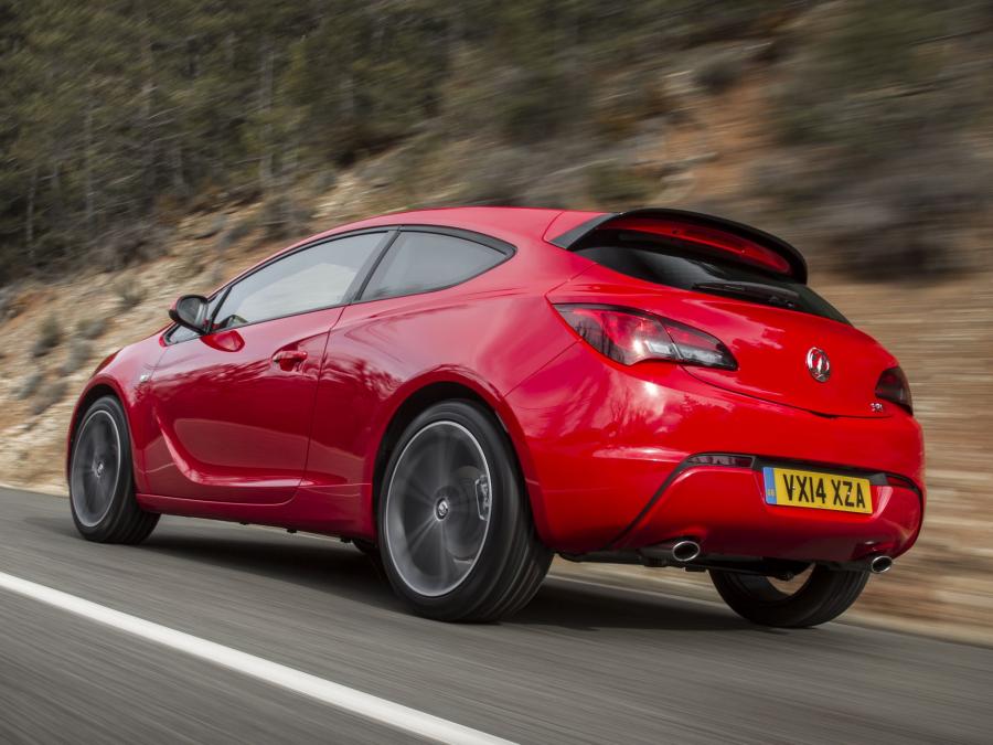  Vauxhall Astra GTC Turbo 2013 года  (фото 8 из 13)